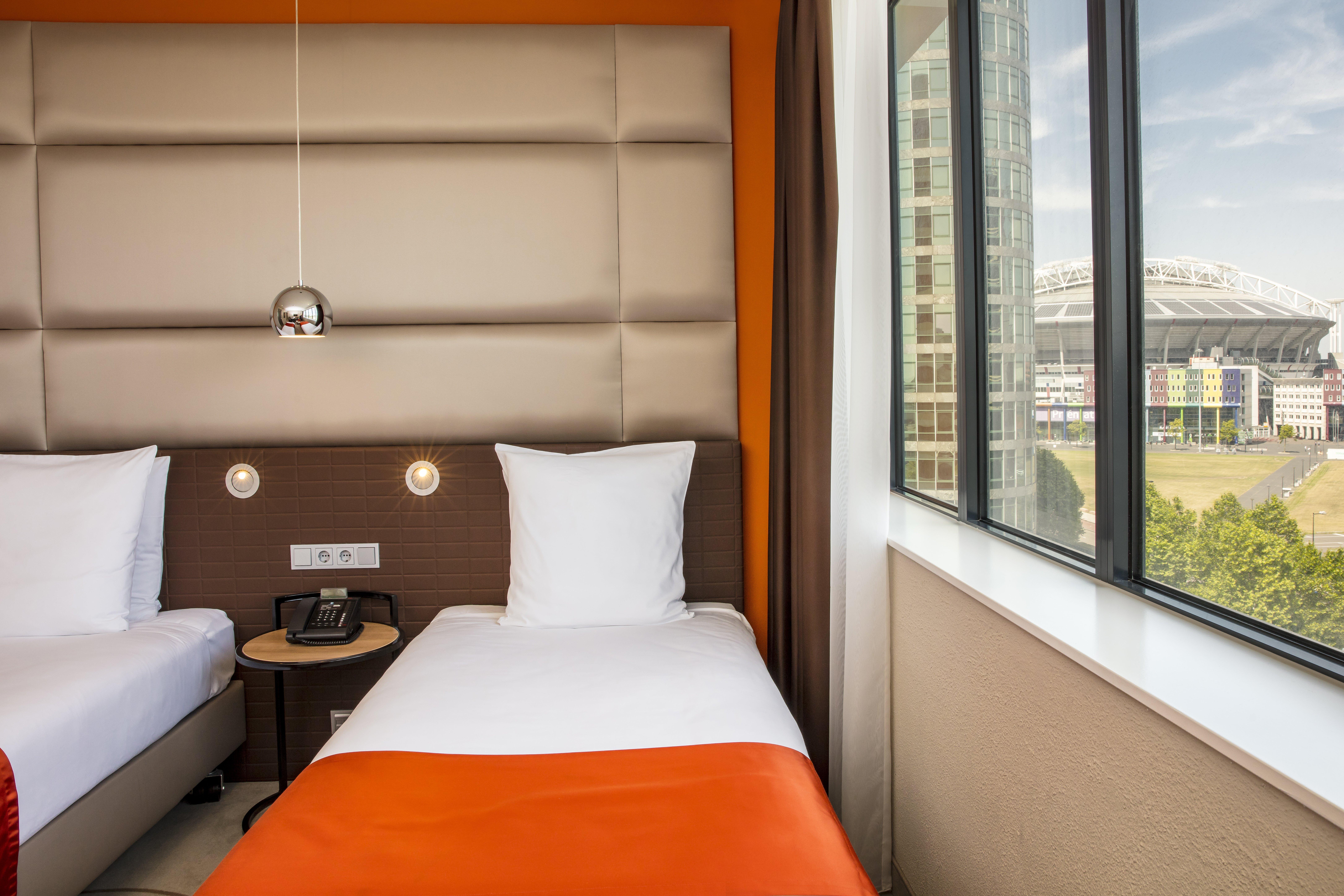 Holiday Inn Amsterdam - Arena Towers By Ihg Esterno foto